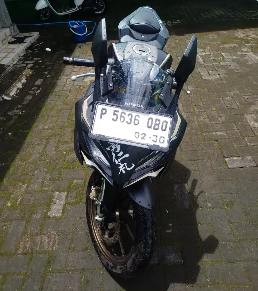 Di jual cbr 150r tahun 2025