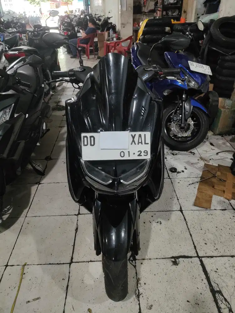 Yamaha nmax neo 2022 hitam