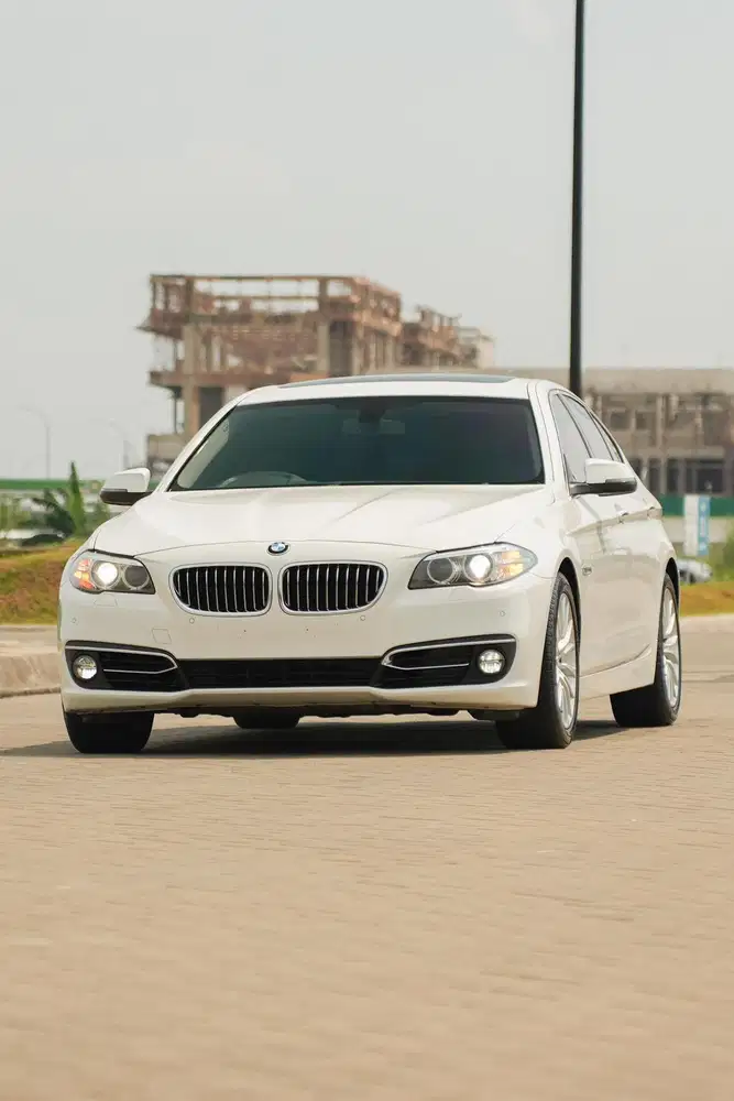 [ Odo Ter Low ] BMW 528i Luxury F10 Facelift 2015 mercy w212