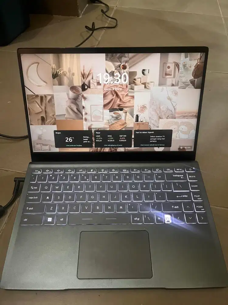 laptop MSI MODERN 14
