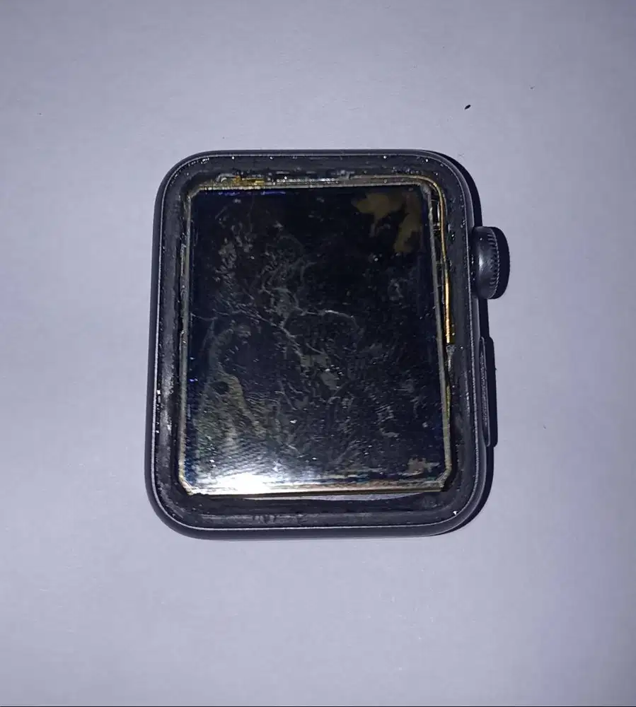 Apple Watch Series 3 38mm (iCloud OFF) – Kondisi Service / Kanibalan