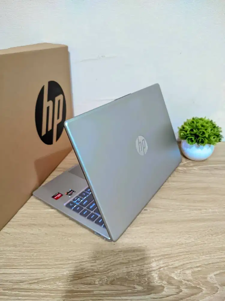 LAPTOP BARU HP 14 EM0168AU AMD RYZEN 7 7730U RAM 16GB/SSD 512GB MURAH