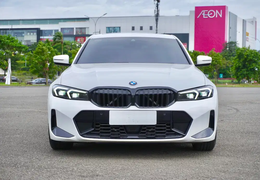 BMW 330i G20 LCI MSport Pro 2024 Alpine White 9rb Miles Like New