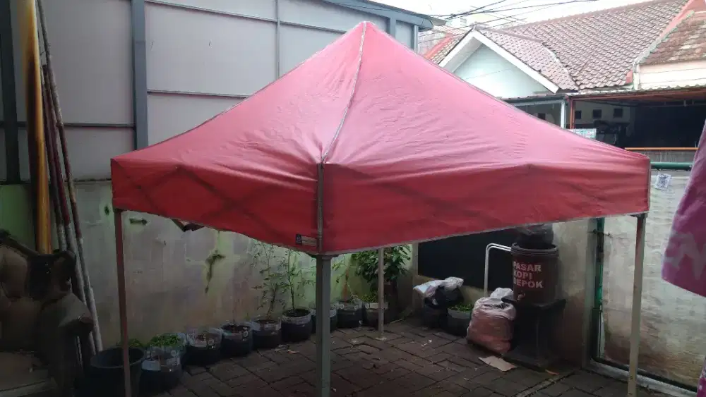 Tenda Lipat 2m x 2m Terpal Warna Merah