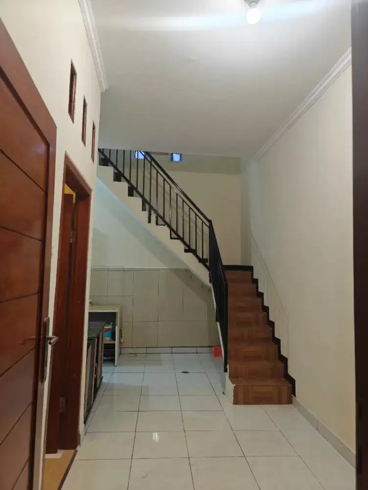 Hot Sale!Rumah Modern Minimalis Jagakarsa Jaksel (dibawah harga pasar)
