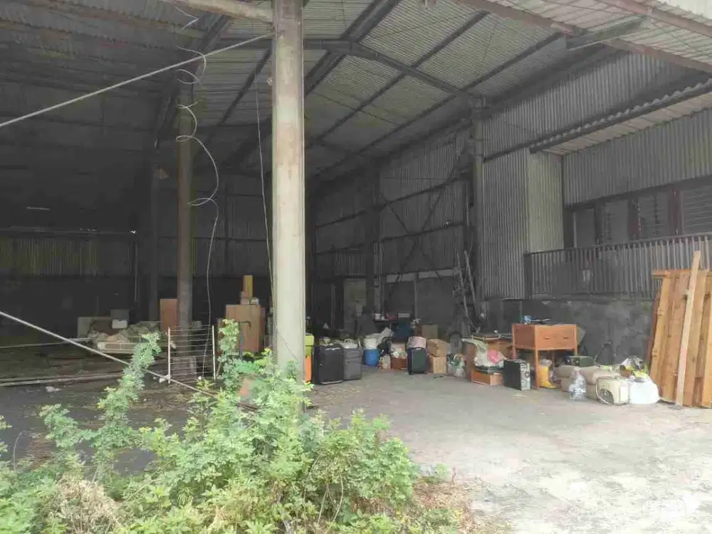 Gudang jalan raya cipondoh ahmad dahlan lt 2500 murah jual cepat Tangerang