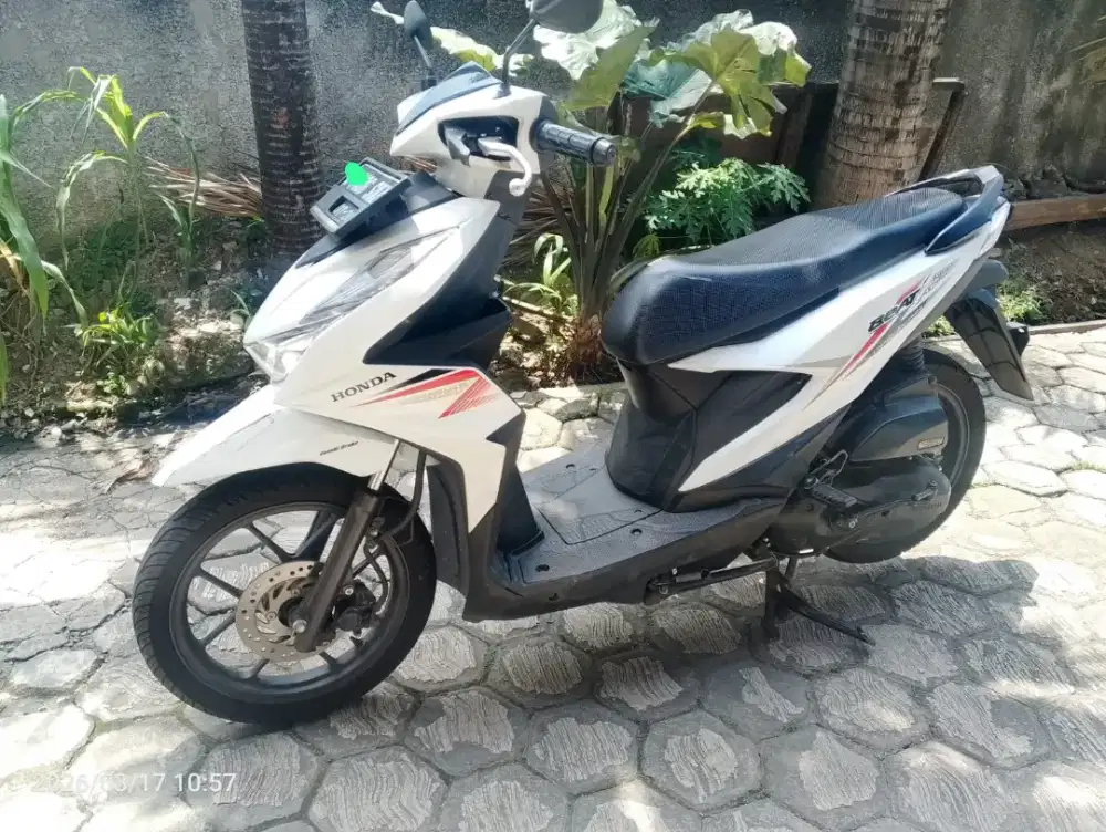 Honda Beat putih 2021 harga Rendah