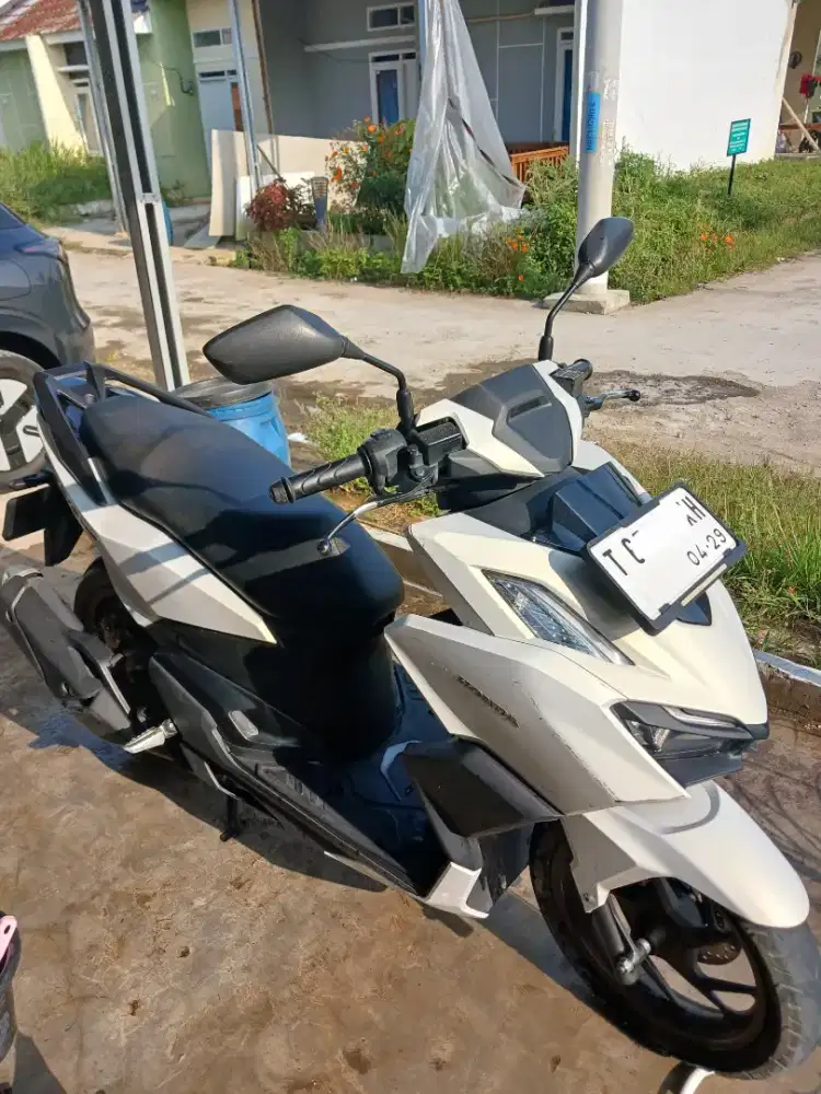 Vario 160 Abs tahun 2022