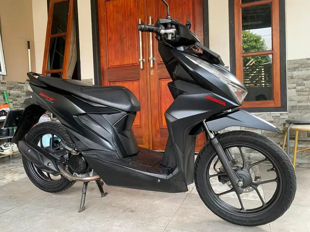 Honda New Beat Deluxe 2024 Hitam Doff Original