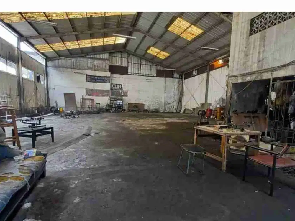 Di Sewakan Gudang Murah Jakarta Barat Depan Jalan Raya dan Bebas Banjir