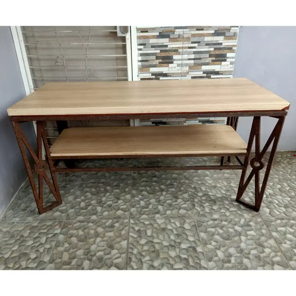 MEJA MAKAN KAKI BESI/ MEJA SERBAGUNA