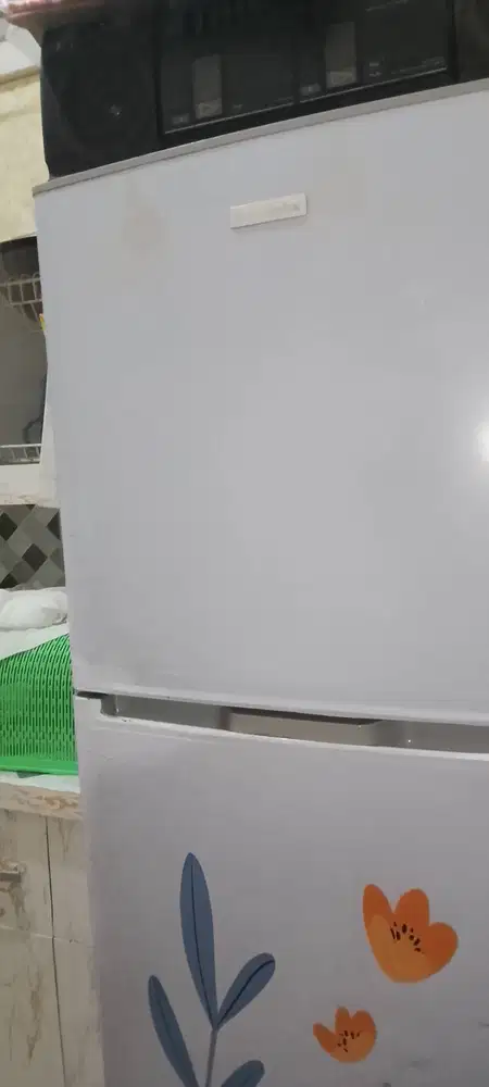 Kulkas Electrolux ETB2300PC