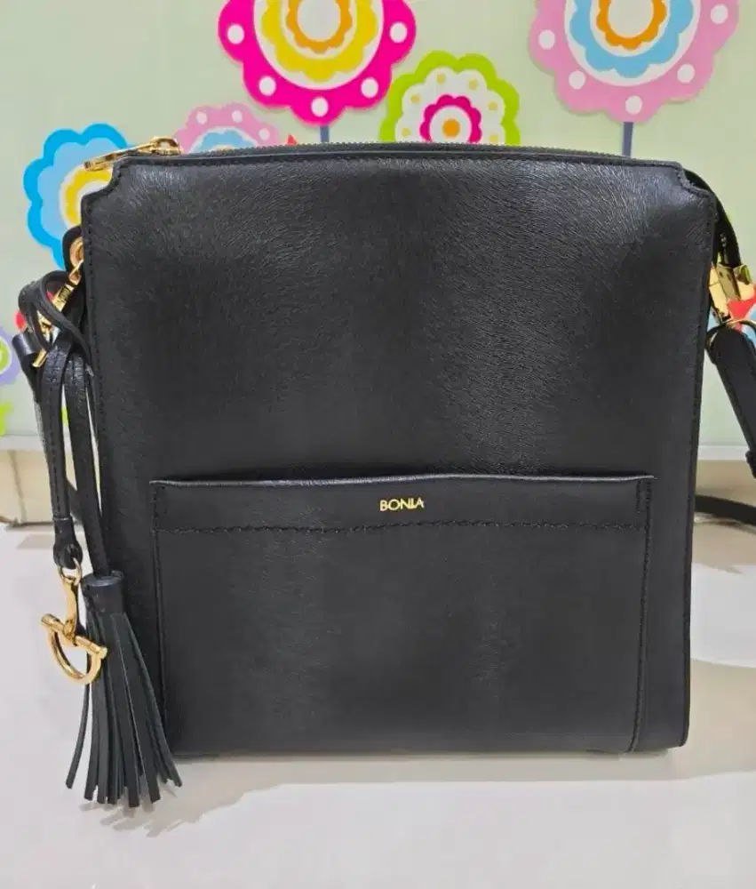 Bonia crossbody black bag