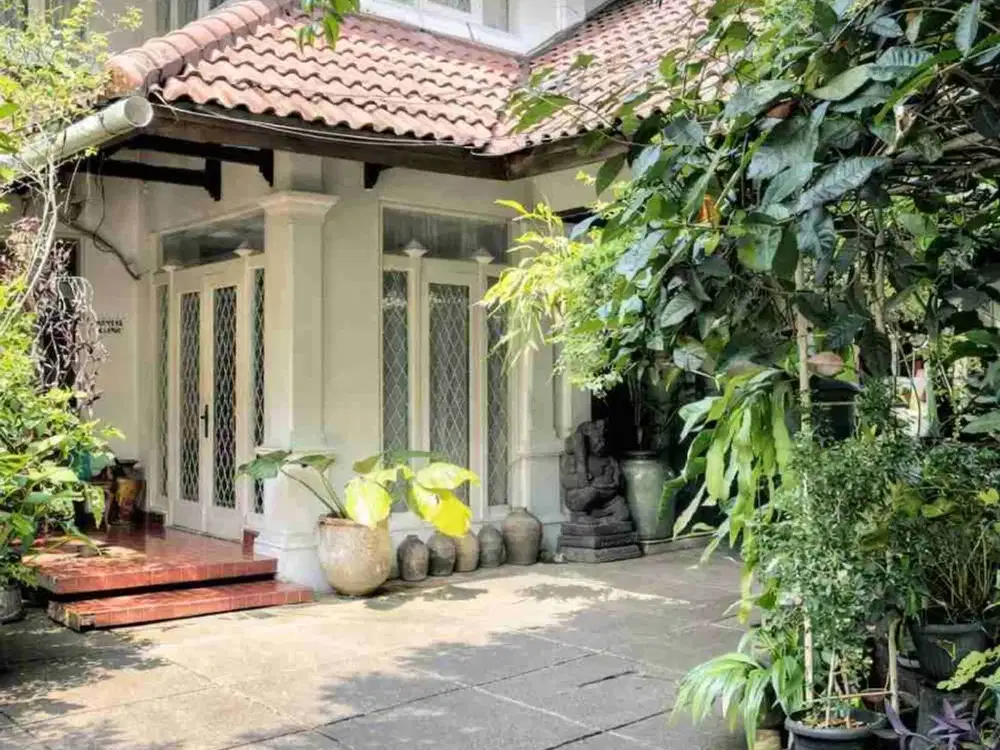 Rumah di Lokasi Super Prime
Kebayoran Baru, Jakarta Selatan
