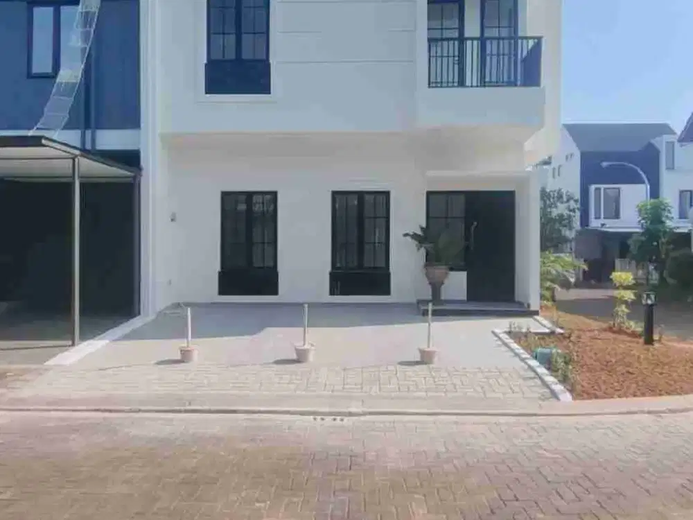 rumah baru siap huni lokasi strategis di Nusaloka BSD Tangsel