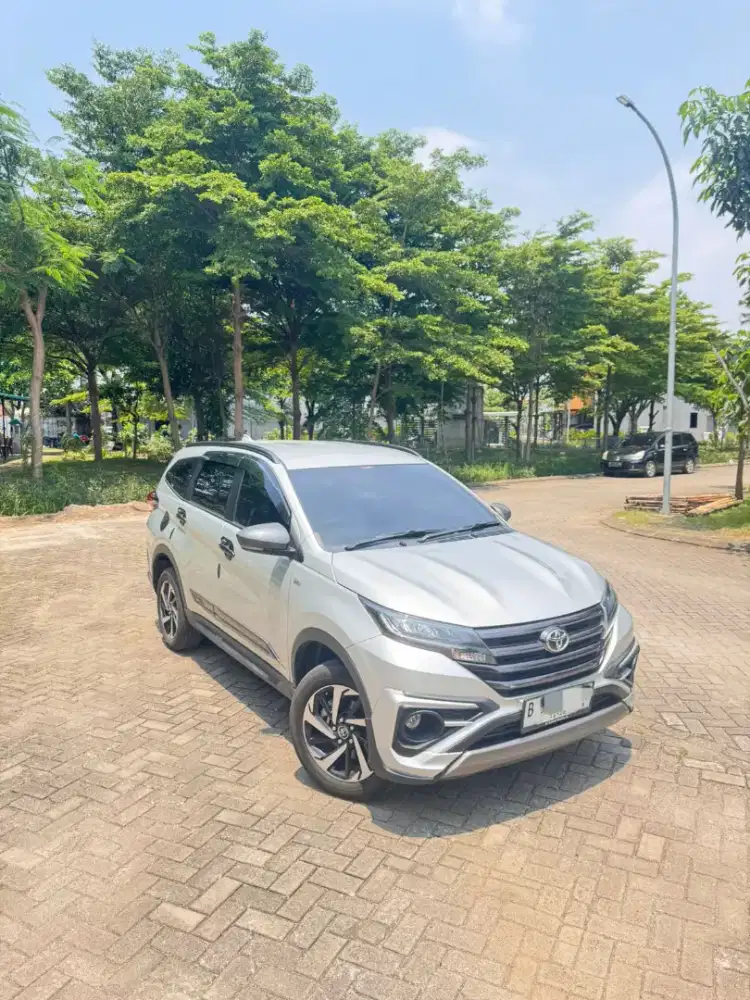 DIJUAL CEPAT TOYOTA RUSH GR MATIC TAHUN 2023 GOOD CONDITION