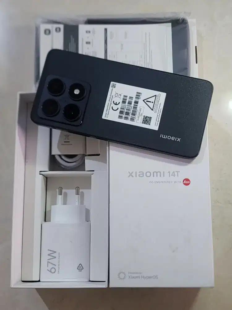 Xiaomi 14T 5G 12/512Gb, warna Black, kondisi 99,9% Sempurna & garansi