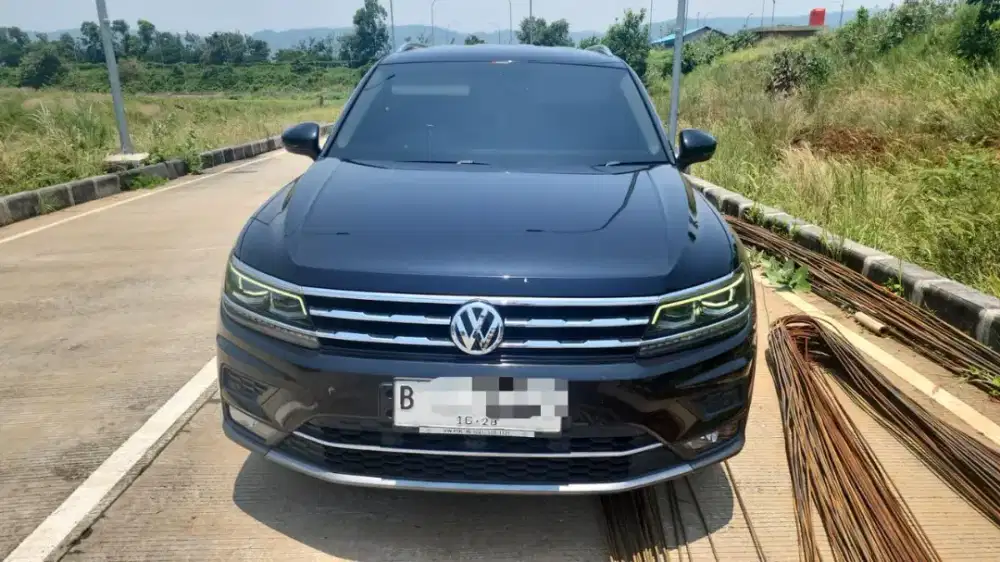 Tiguan All Space Hitam 2021