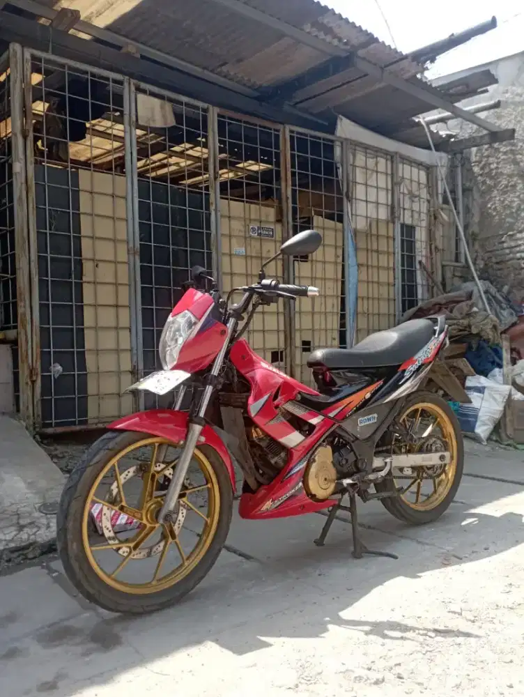 Suzuki Satria FU 2005 CBU Thailand Jos Murmer