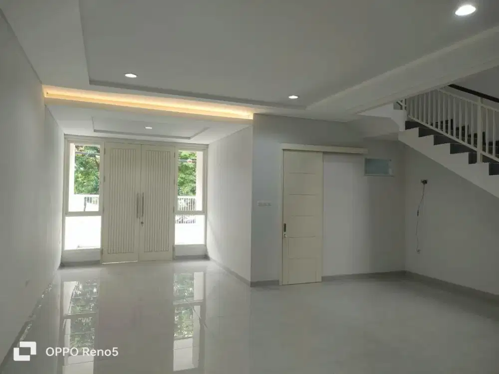 JUAL Rumah Baru Gress 2 lantai, Manayar Tirtoyoso, Surabaya Timur