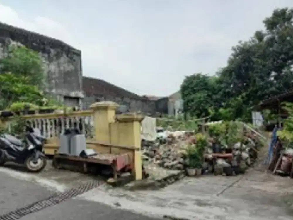 TANAH LAPANG STRATEGIS DI PUSAT KOTA SURAKARTA