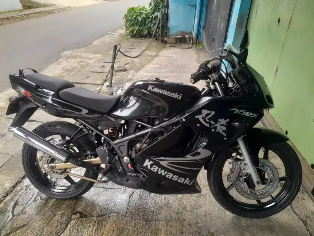 Ninja rr hitam menawan