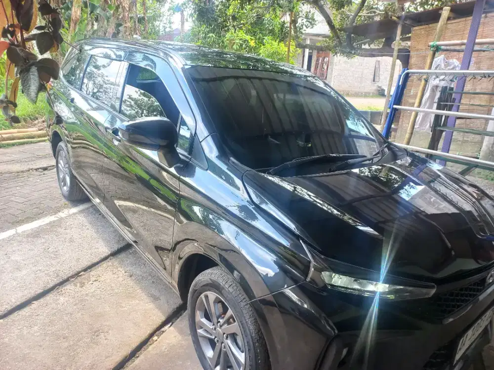 Daihatsu Xenia Type R 1.3 M/T Hitam