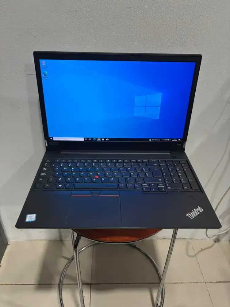 LENOVO THINKPAD E580 INTEL CORE i5 Gen 8