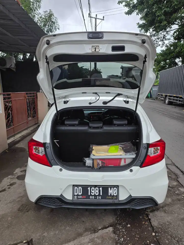 Jual Honda Brio RS Putih 2021 Low KM ( 39.000)