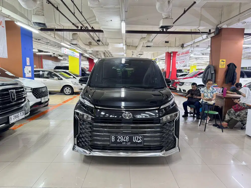 Toyota Voxy 2022 Matic New Model