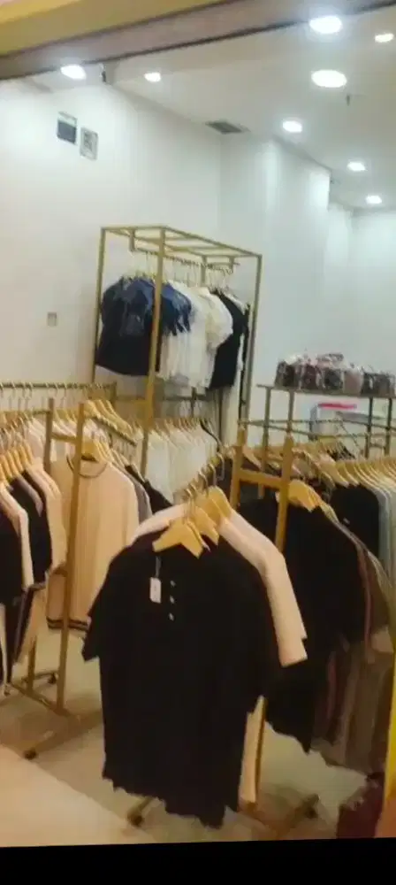 Dibutuhkan SPG Toko baju premium di mall