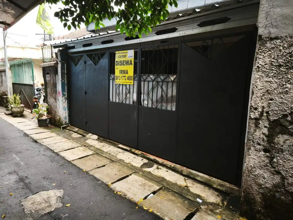 (DISEWAKAN) Rumah Dua Lantai Kepu Timur Kemayoran Barat Jakarta Pusat