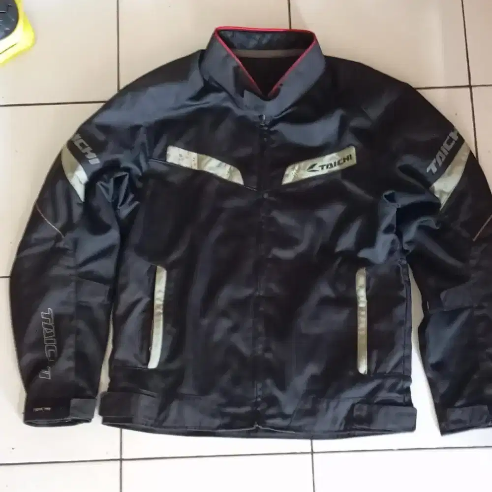 Jaket Taichi RSJ 301