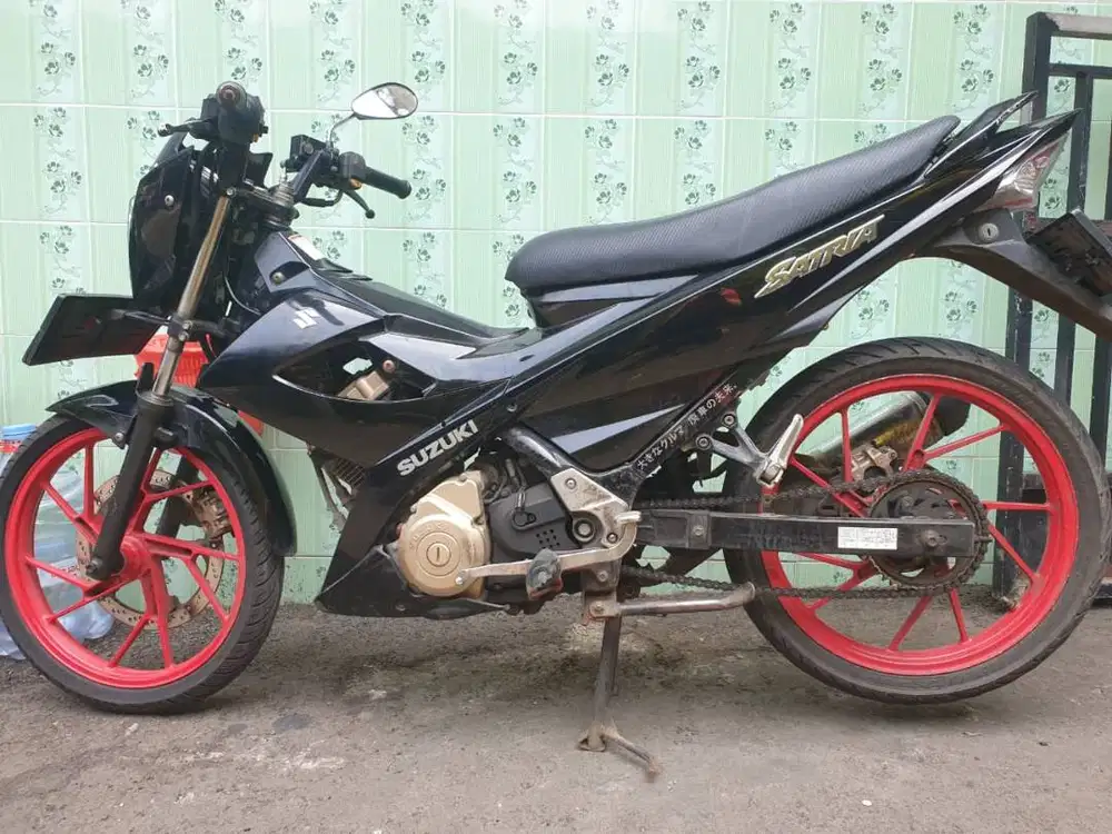 Jual suzuki satria FL 2015