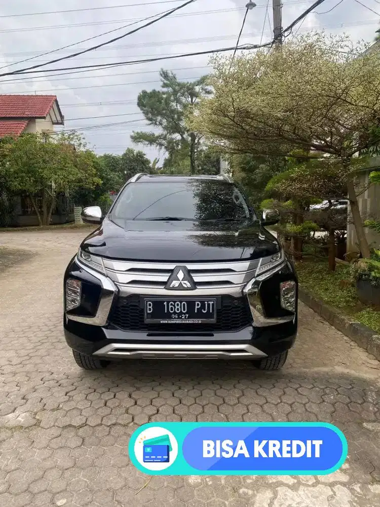 Mitsubishi pajero sport 2.5 Dakkar diesel AT hitam metalik