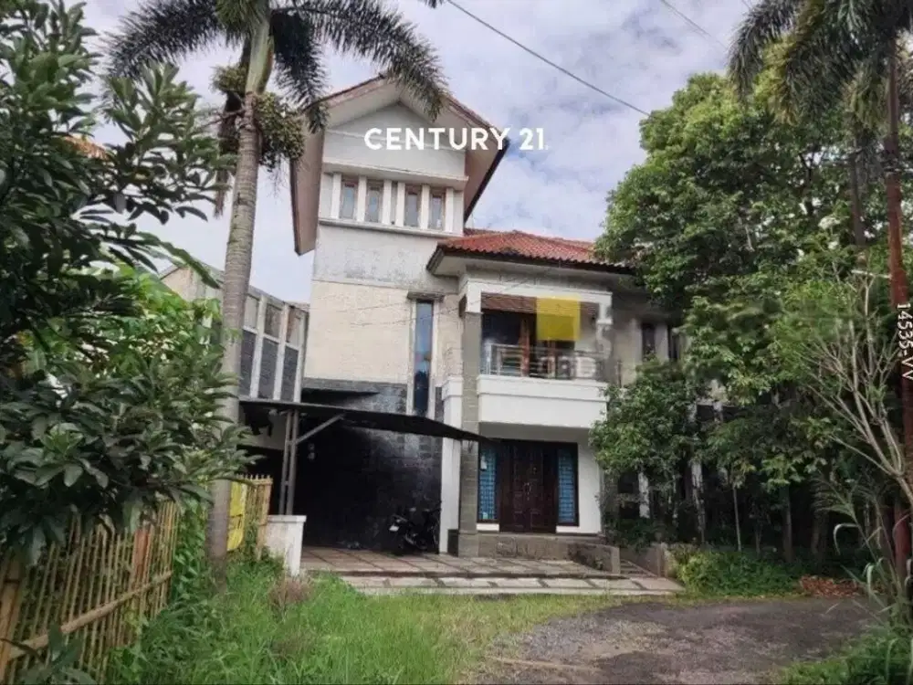 Dijual Rumah 2,5 Lantai Siap Huni Ada Swim Pool Di Dalam Komplek