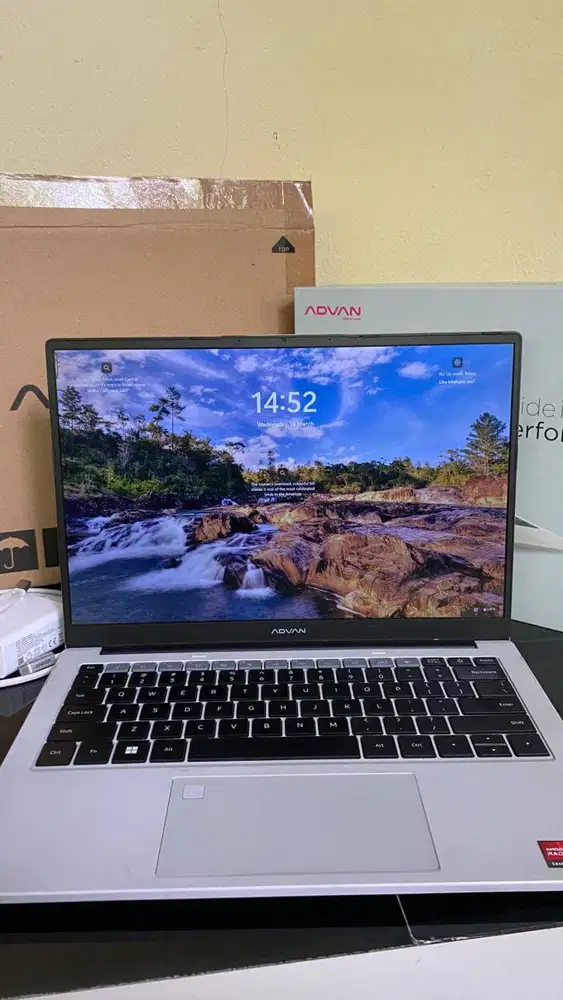 Laptop Advan Workplus R5-6600H/16GB/512GB SSD/14, baru 1 tahun