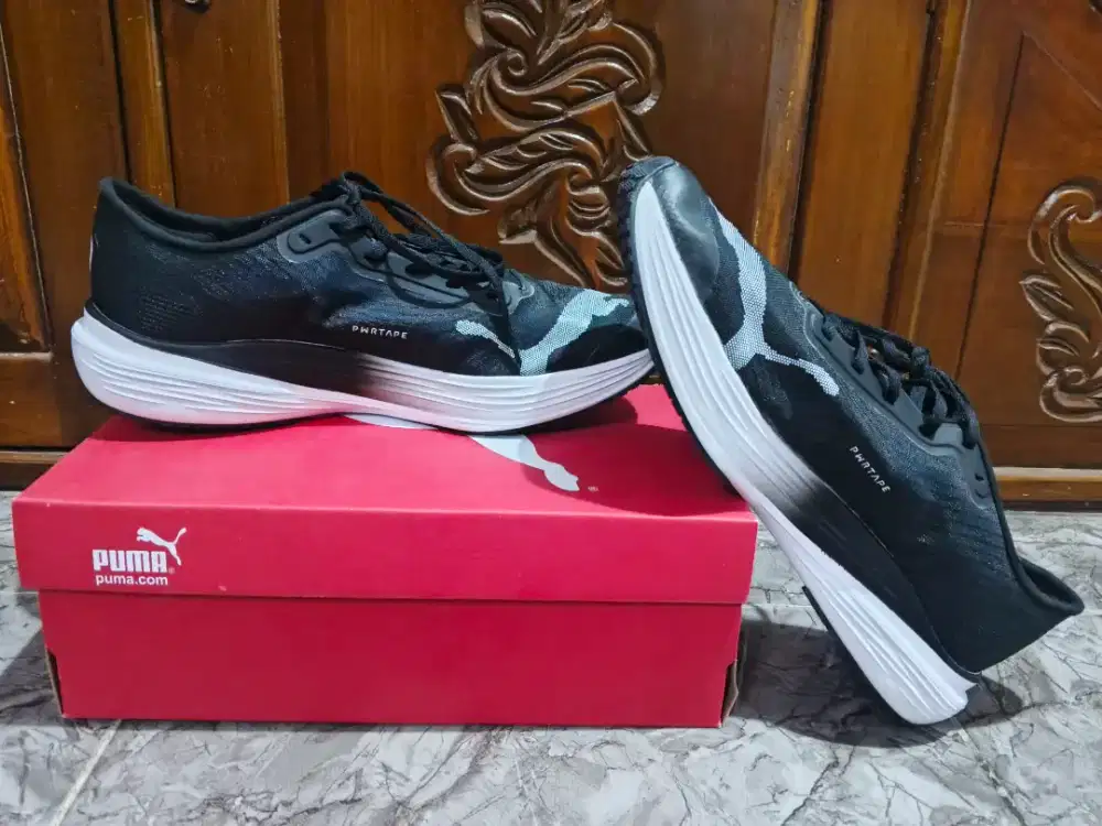 Sepatu Running Puma Nitro