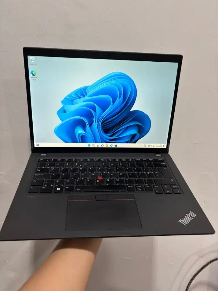 Lenovo Thinkpad T14S AMD RYZEN 7 PRO