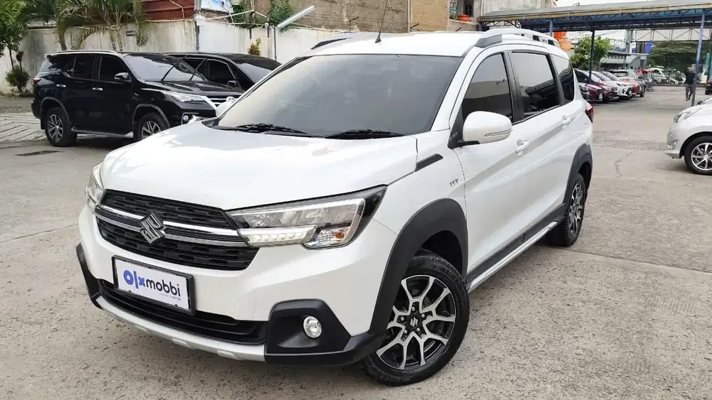 DP RENDAH - Suzuki XL7 1.5 Zeta Bensin-AT 2021