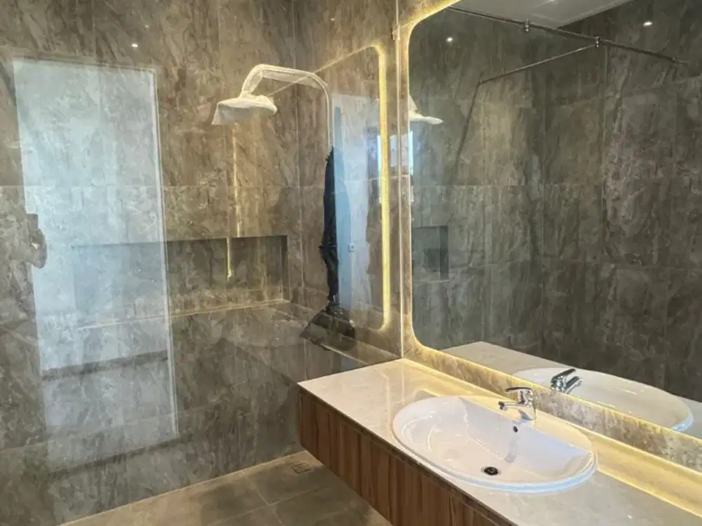 Jual Rumah Cantik Elegan di Woodland Citraland Surabaya Barat