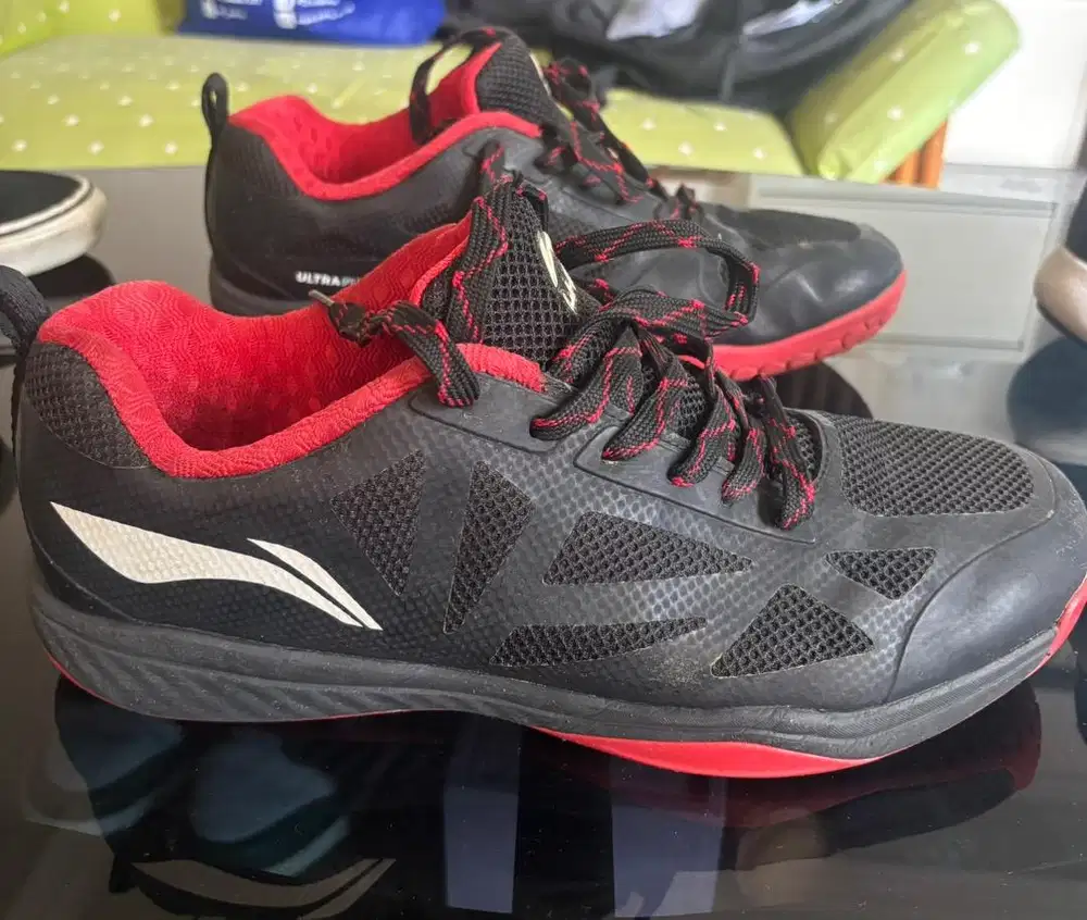 li ning  ultra fly 46