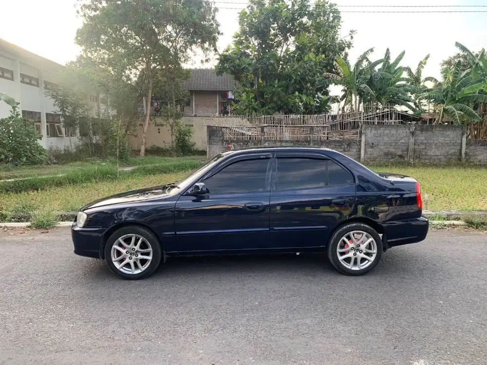 Jual hyundai accent 2001