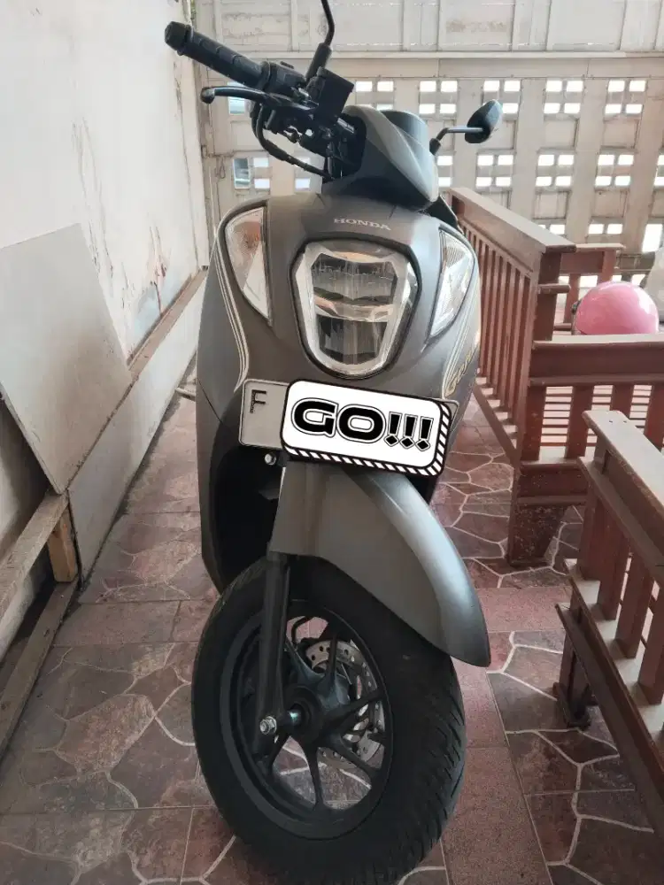 Motor Honda Genio CBS-ISS matte brown 2023