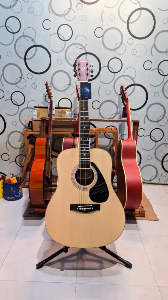 Gitar Akustik Yamaha F310 Premium Baru