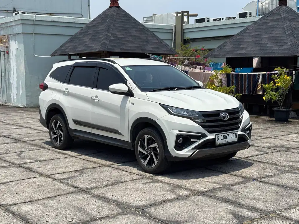 LOW KM 12RB Toyota Rush GR AT 2022