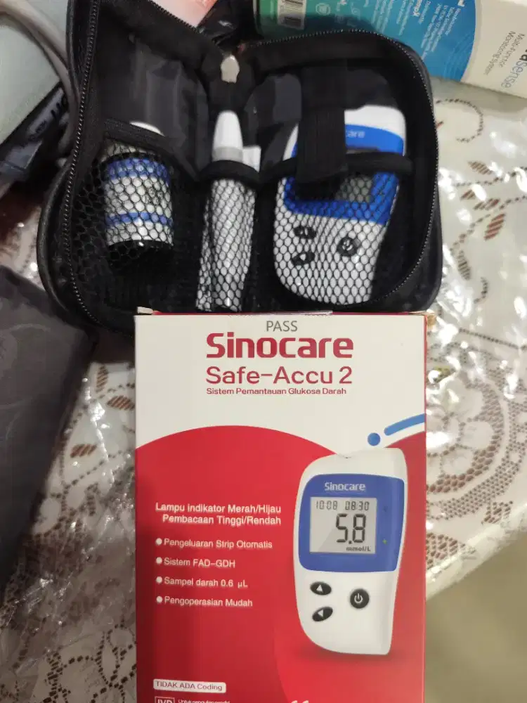 SINOCARE Pengecek Gula Darah Lengkap Komplit Pouch