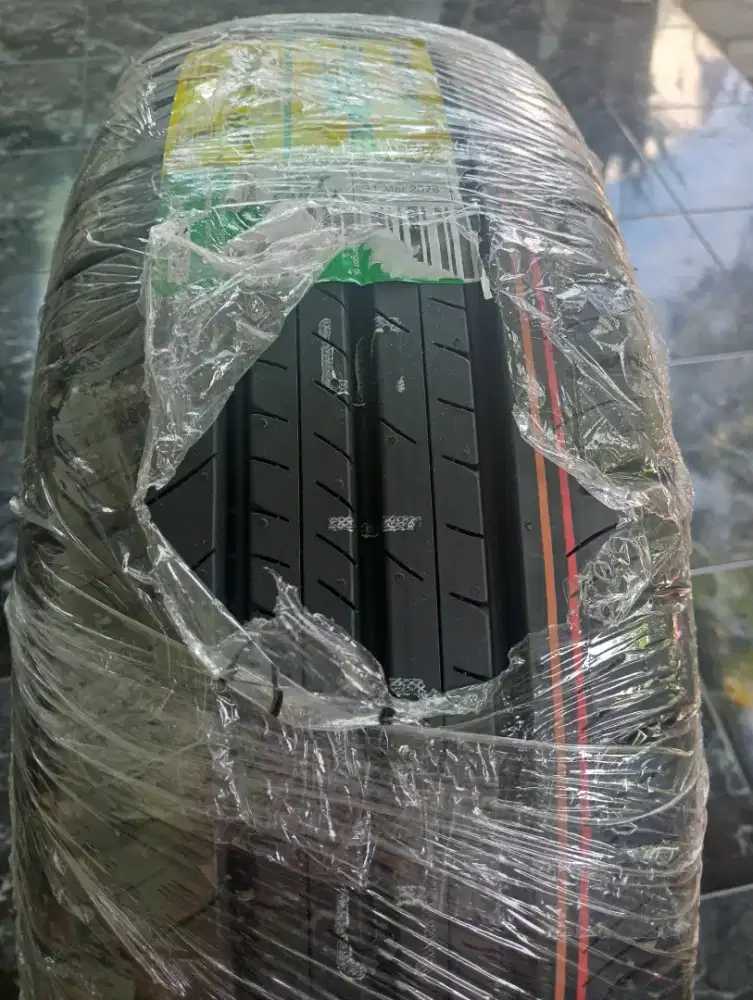 Di jual ban baru Merk Dunlop enasave ec 300 tubeless UK 185/65/15 baru