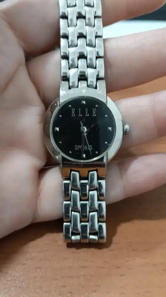 Dijual jam tangan wanita