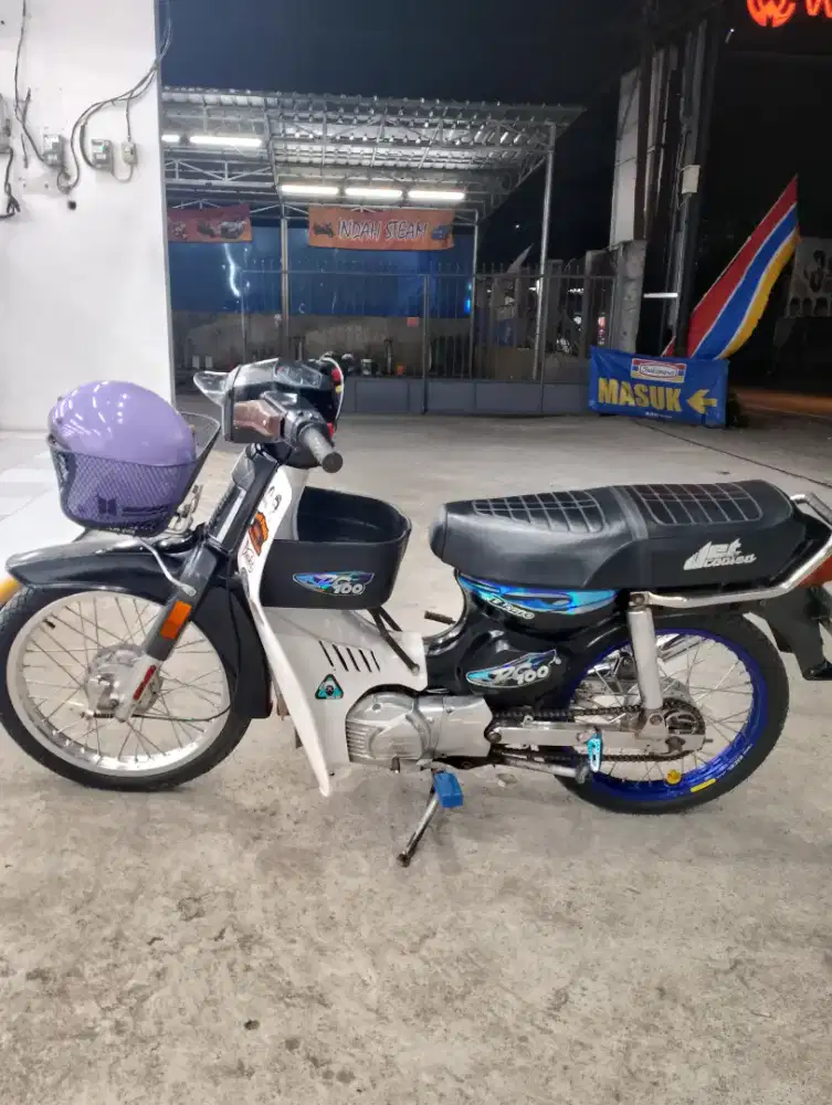 Suzuki rc100 2T siap pakai mesin sehat surat (BPKB)
